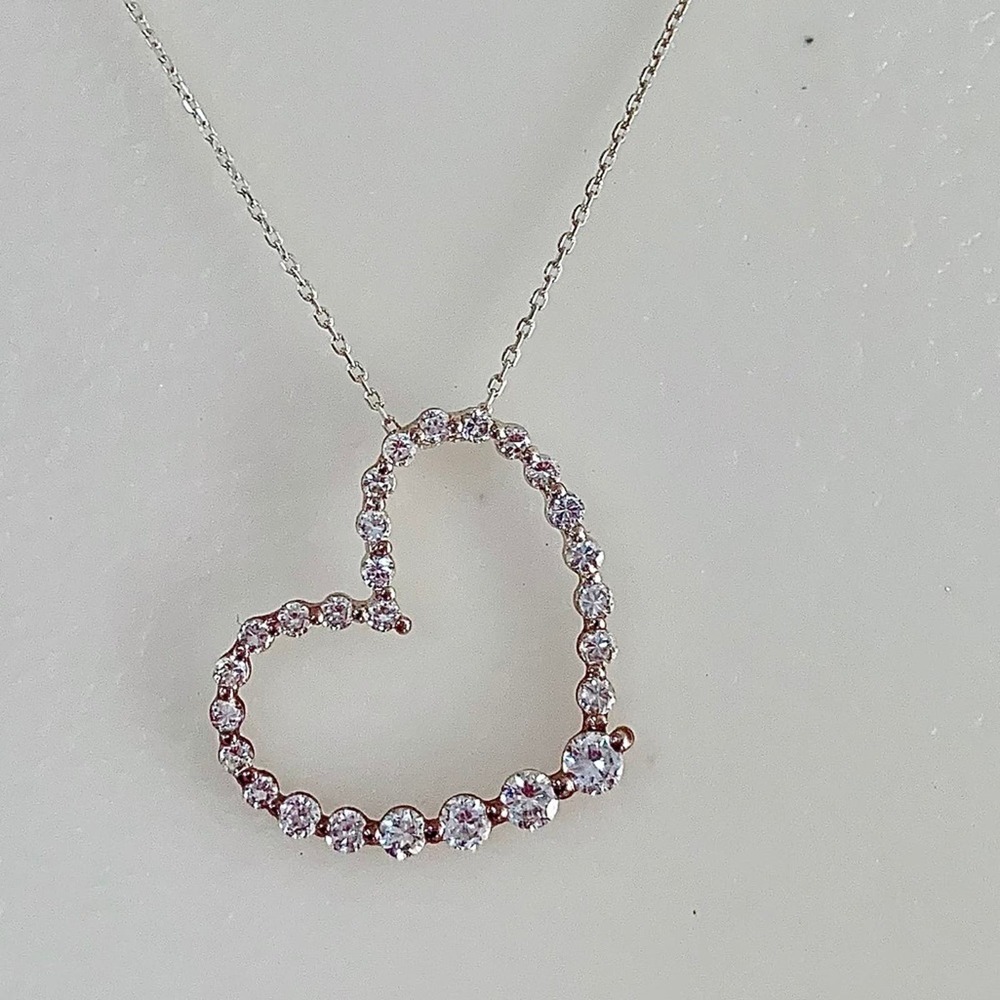 Sterling Silver heart necklace - Picture 8 of 12